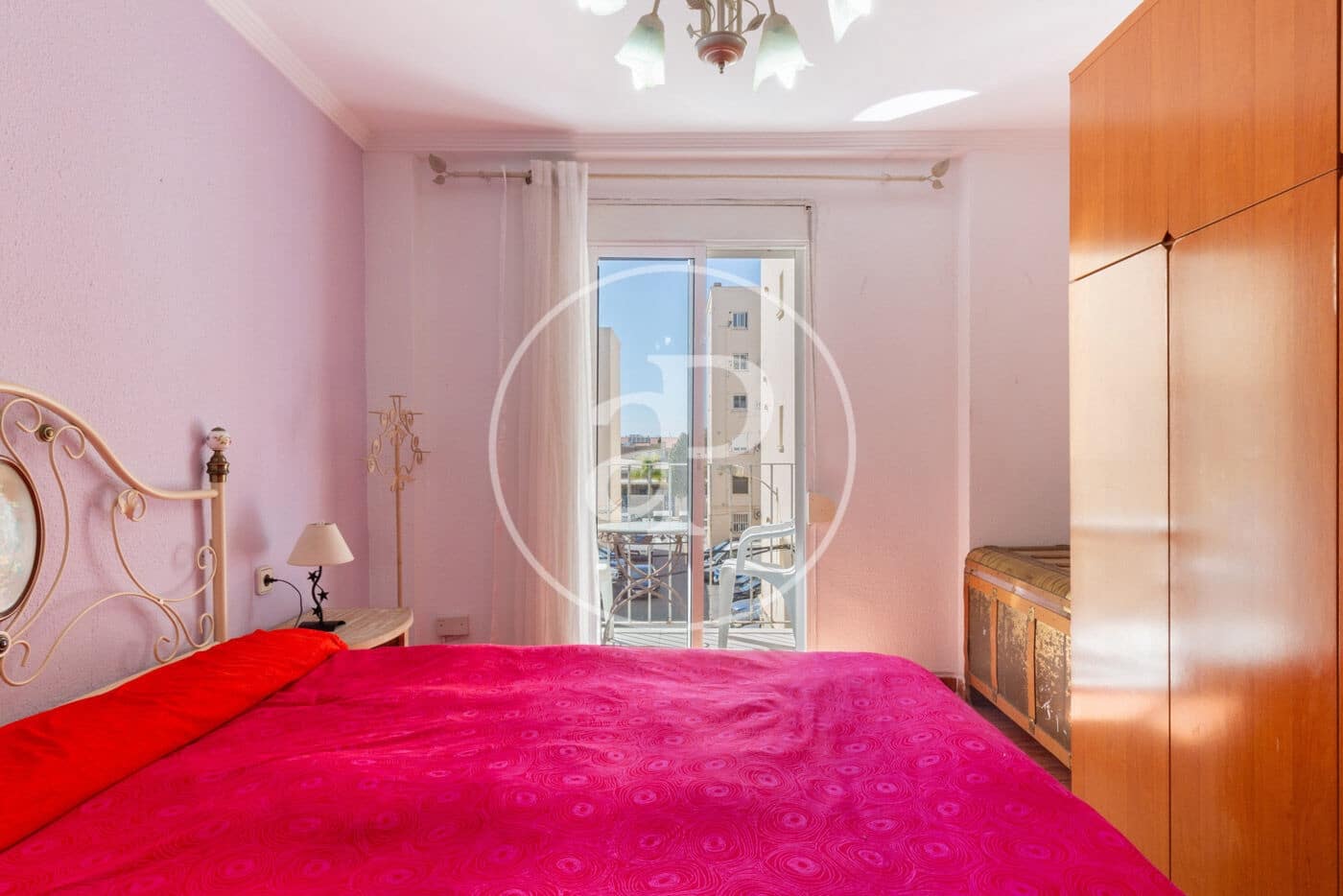 3 bedroom Apartment for rent in Valencia city - € 1,150 (Ref: 9732218)