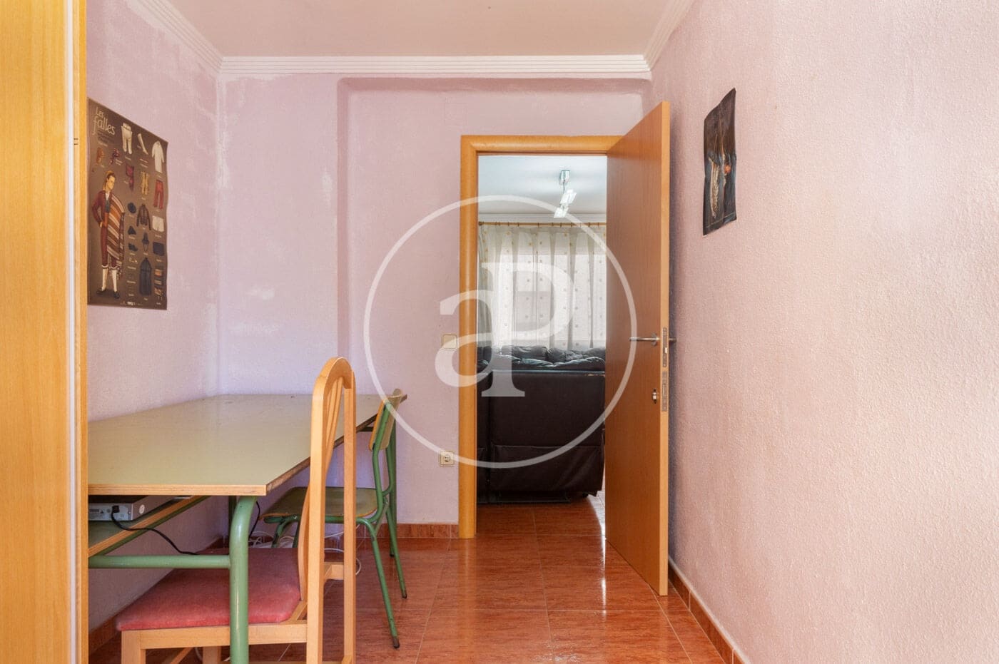 3 bedroom Apartment for rent in Valencia city - € 1,150 (Ref: 9732218)