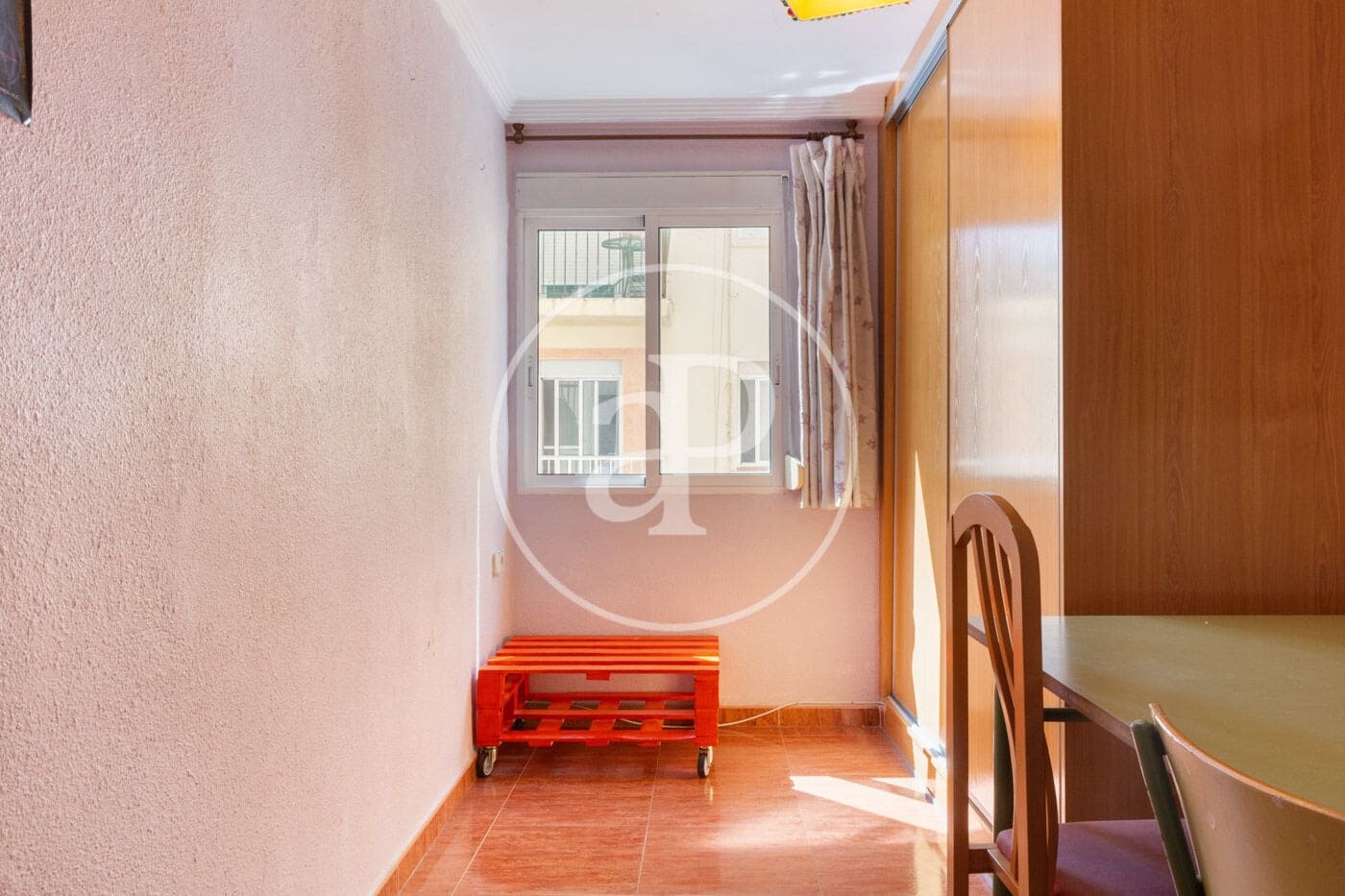 3 bedroom Apartment for rent in Valencia city - € 1,150 (Ref: 9732218)