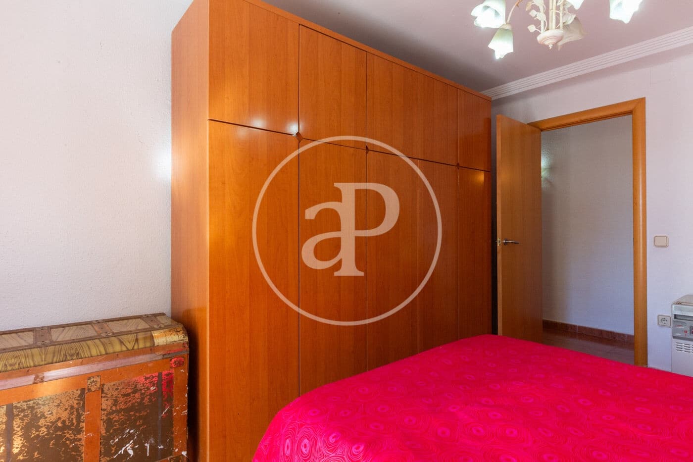 3 bedroom Apartment for rent in Valencia city - € 1,150 (Ref: 9732218)