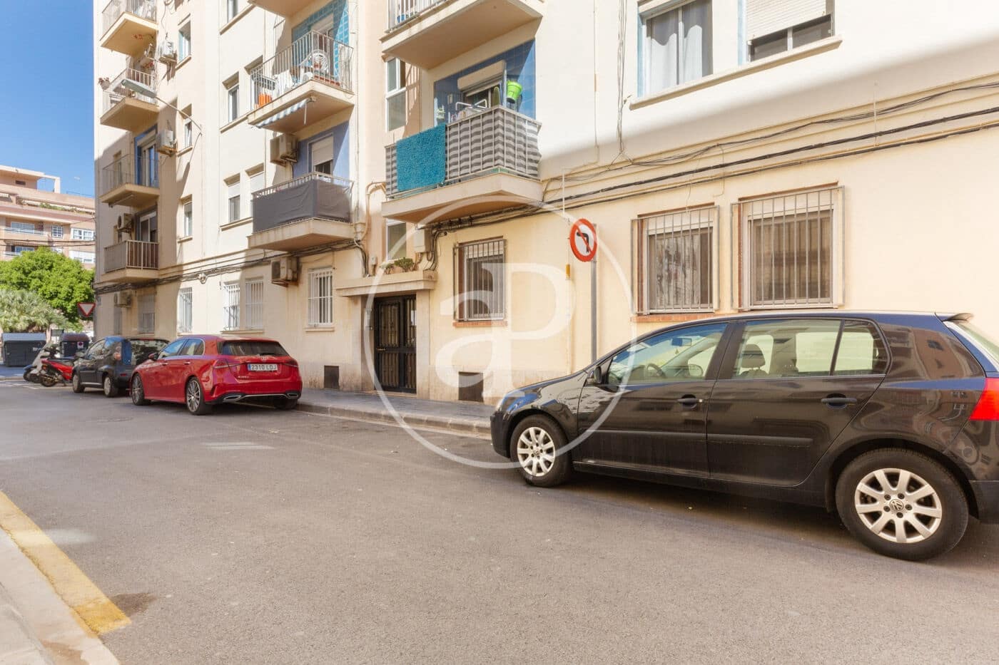 3 bedroom Apartment for rent in Valencia city - € 1,150 (Ref: 9732218)