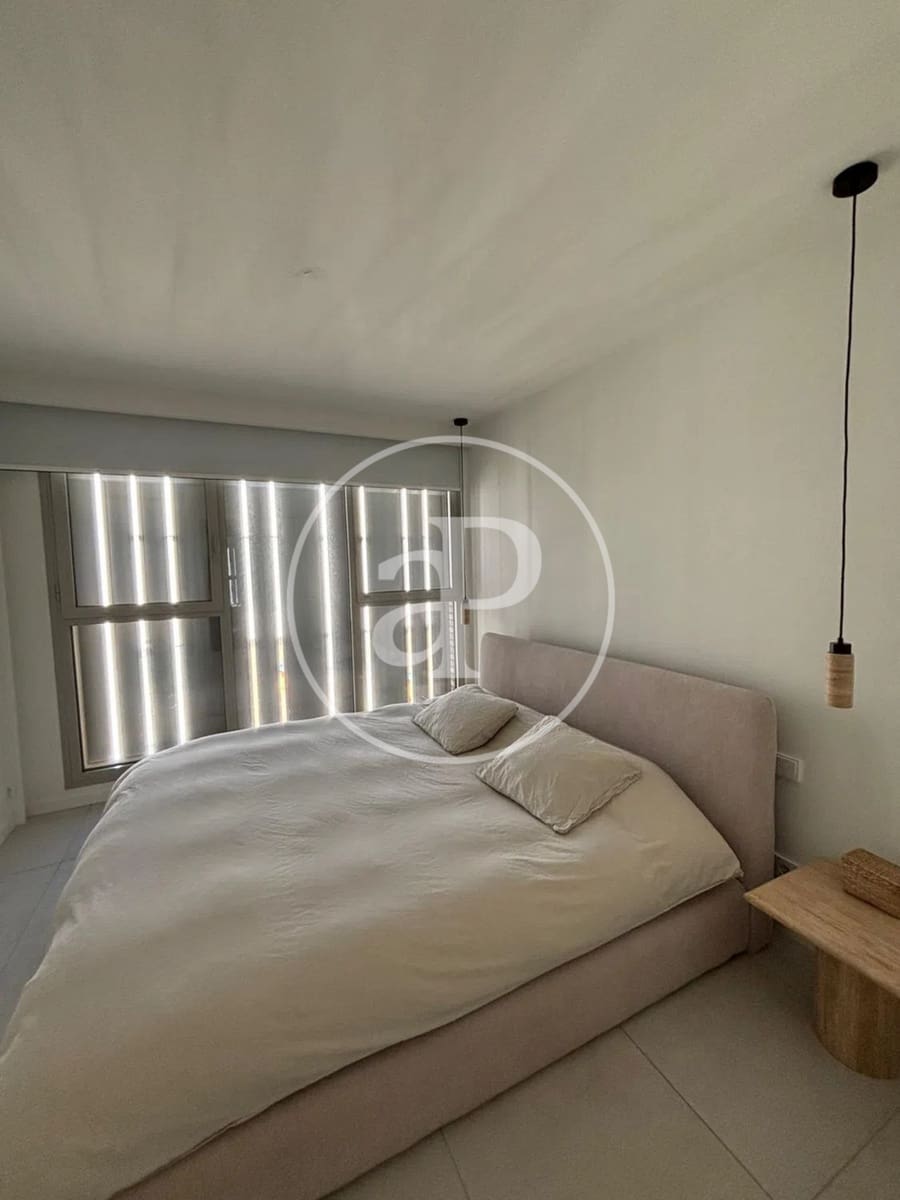 3 bedroom Villa for rent in Valencia city - € 2,200 (Ref: 9732219)