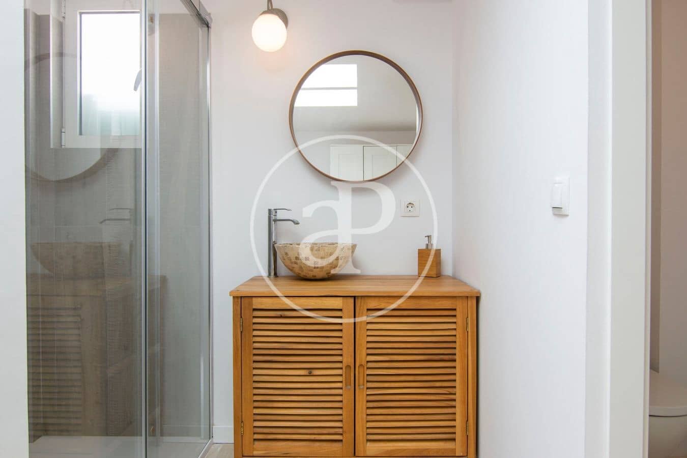 2 bedroom Apartment for rent in Valencia city - € 1,800 (Ref: 9735666)