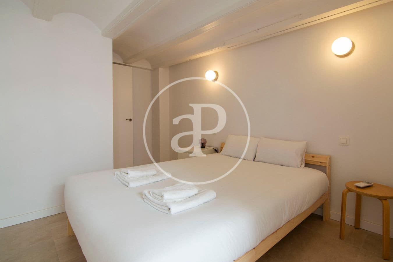 2 bedroom Apartment for rent in Valencia city - € 1,800 (Ref: 9735666)