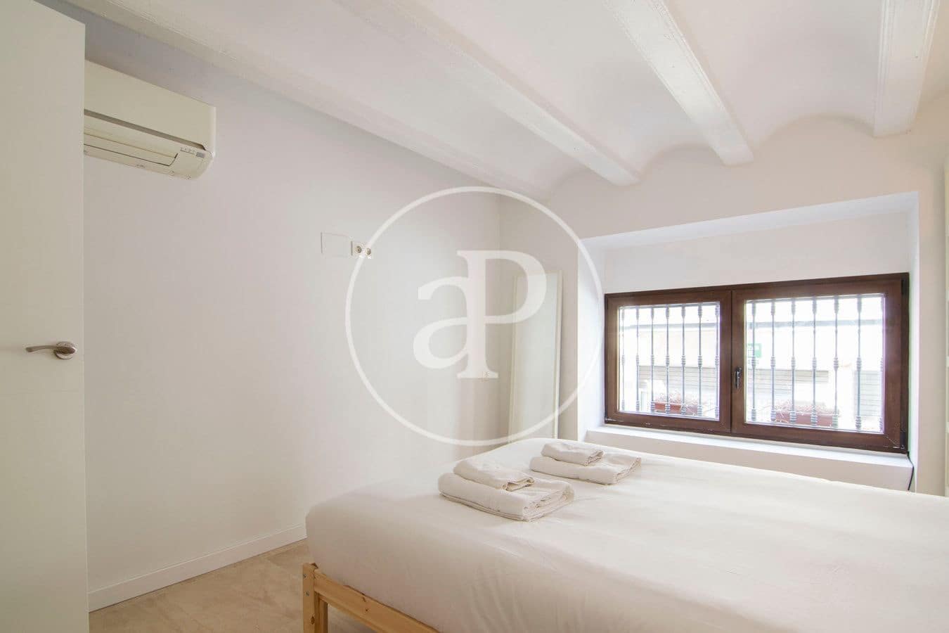 2 bedroom Apartment for rent in Valencia city - € 1,800 (Ref: 9735666)