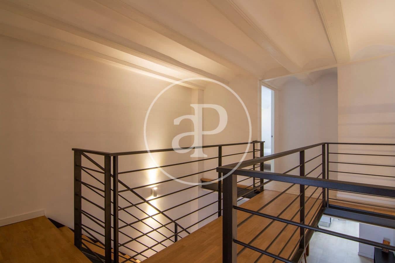 2 bedroom Apartment for rent in Valencia city - € 1,800 (Ref: 9735666)