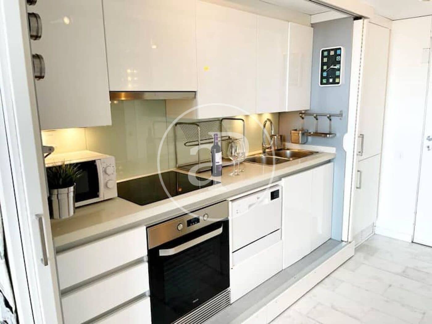 1 bedroom Villa for rent in Valencia city - € 1,230 (Ref: 9738642)