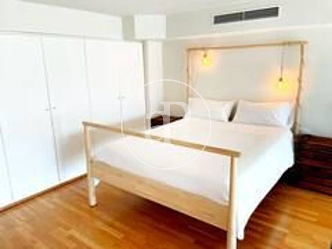 1 bedroom Villa for rent in Valencia city - € 1,230 (Ref: 9738642)