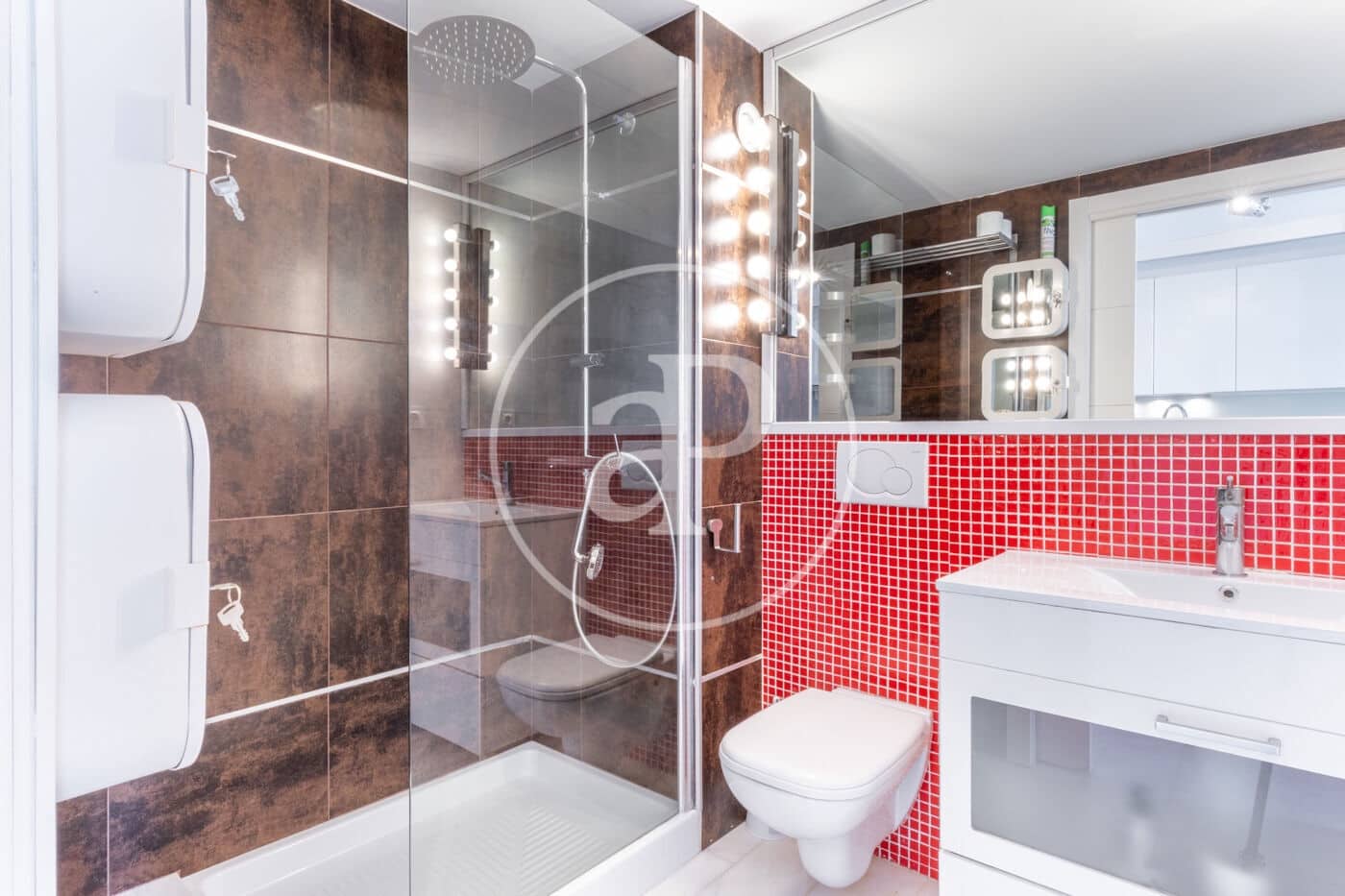 1 sovrum Villa att hyra i Valencia stad - 1 230 € (Ref: 9738642)