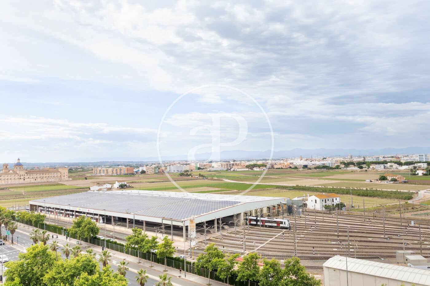 1 sovrum Villa att hyra i Valencia stad - 1 230 € (Ref: 9738642)