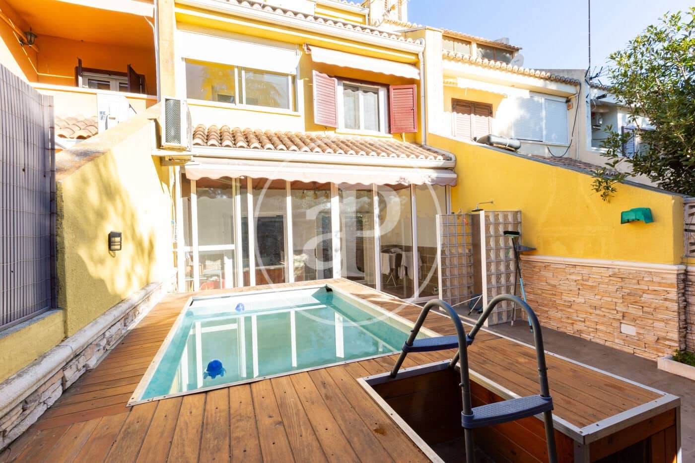 4 Zimmer Villa zu verkaufen in Riba-roja de Turia mit Pool - 350.000 € (Ref: 9738644)