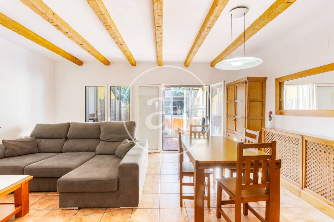 4 Zimmer Villa zu verkaufen in Riba-roja de Turia mit Pool - 350.000 € (Ref: 9738644)