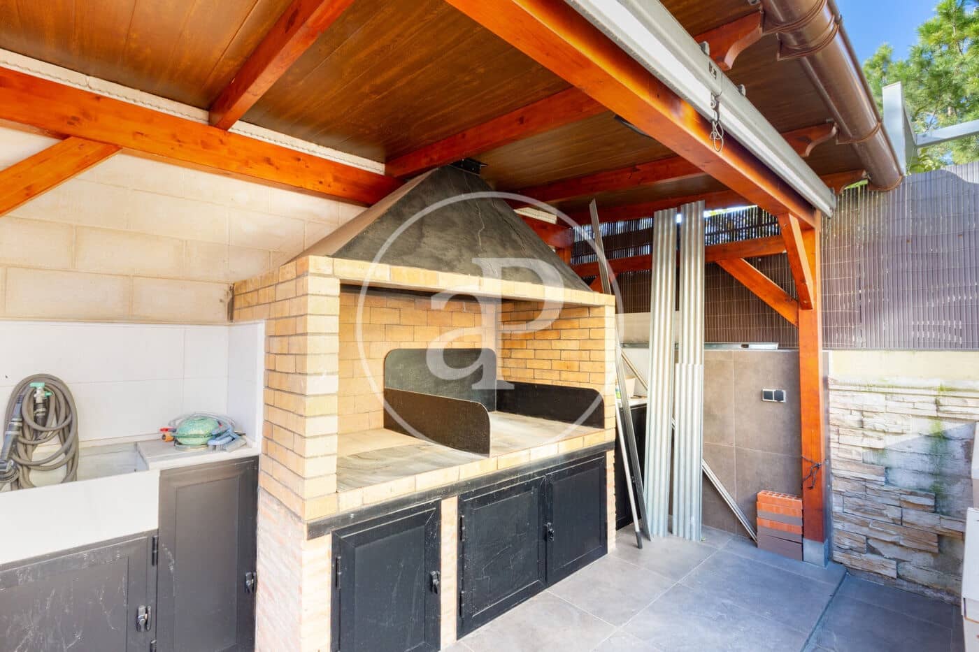 4 slaapkamer Villa te koop in Riba-roja de Turia met zwembad - € 350.000 (Ref: 9738644)