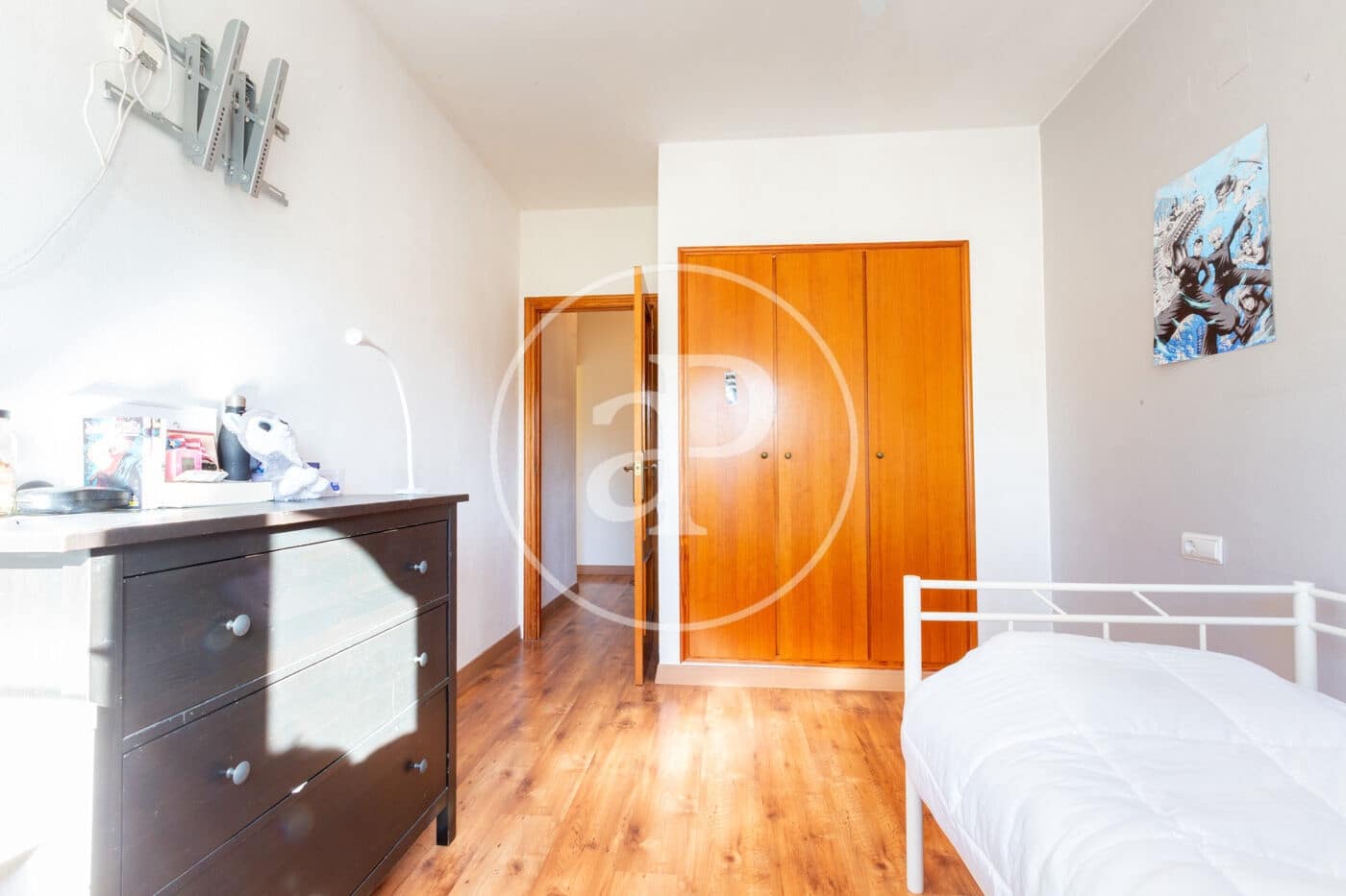 4 slaapkamer Villa te koop in Riba-roja de Turia met zwembad - € 350.000 (Ref: 9738644)