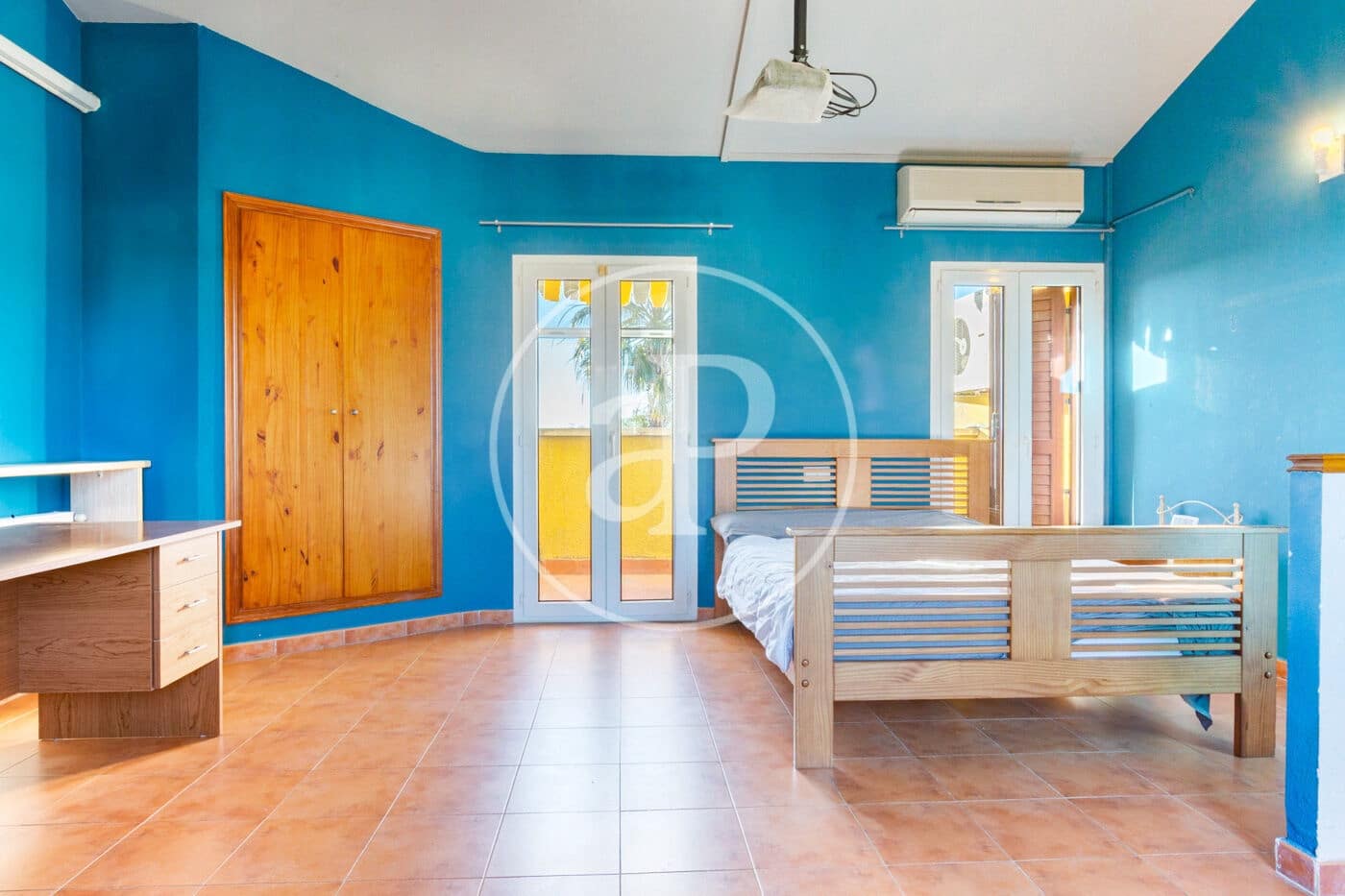 4 slaapkamer Villa te koop in Riba-roja de Turia met zwembad - € 350.000 (Ref: 9738644)