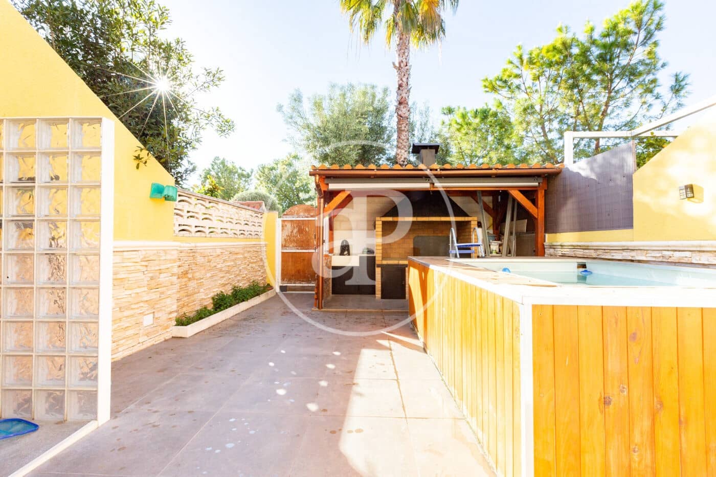 4 slaapkamer Villa te koop in Riba-roja de Turia met zwembad - € 350.000 (Ref: 9738644)