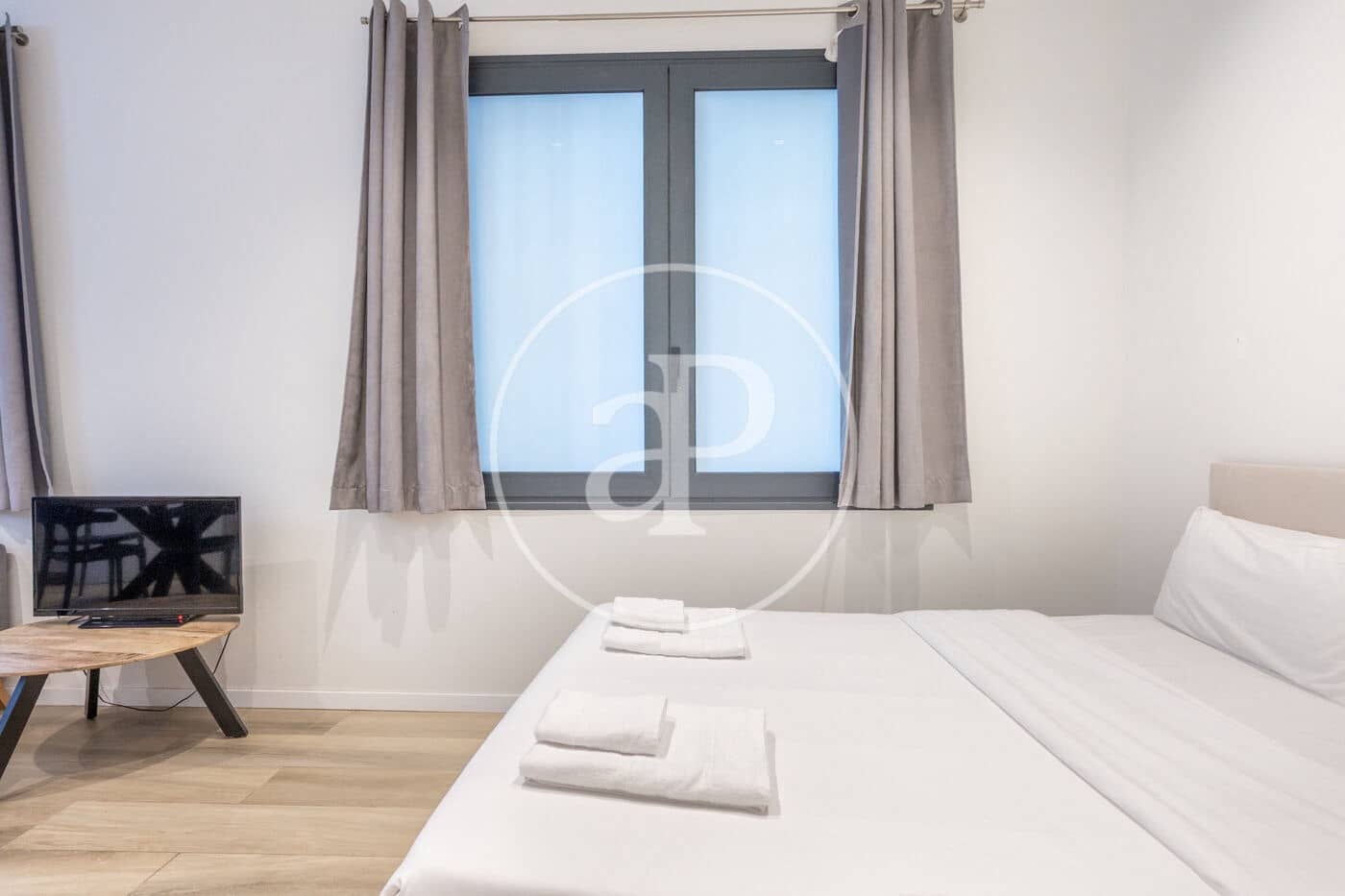 1 bedroom Apartment for sale in Valencia city - € 300,000 (Ref: 9738646)