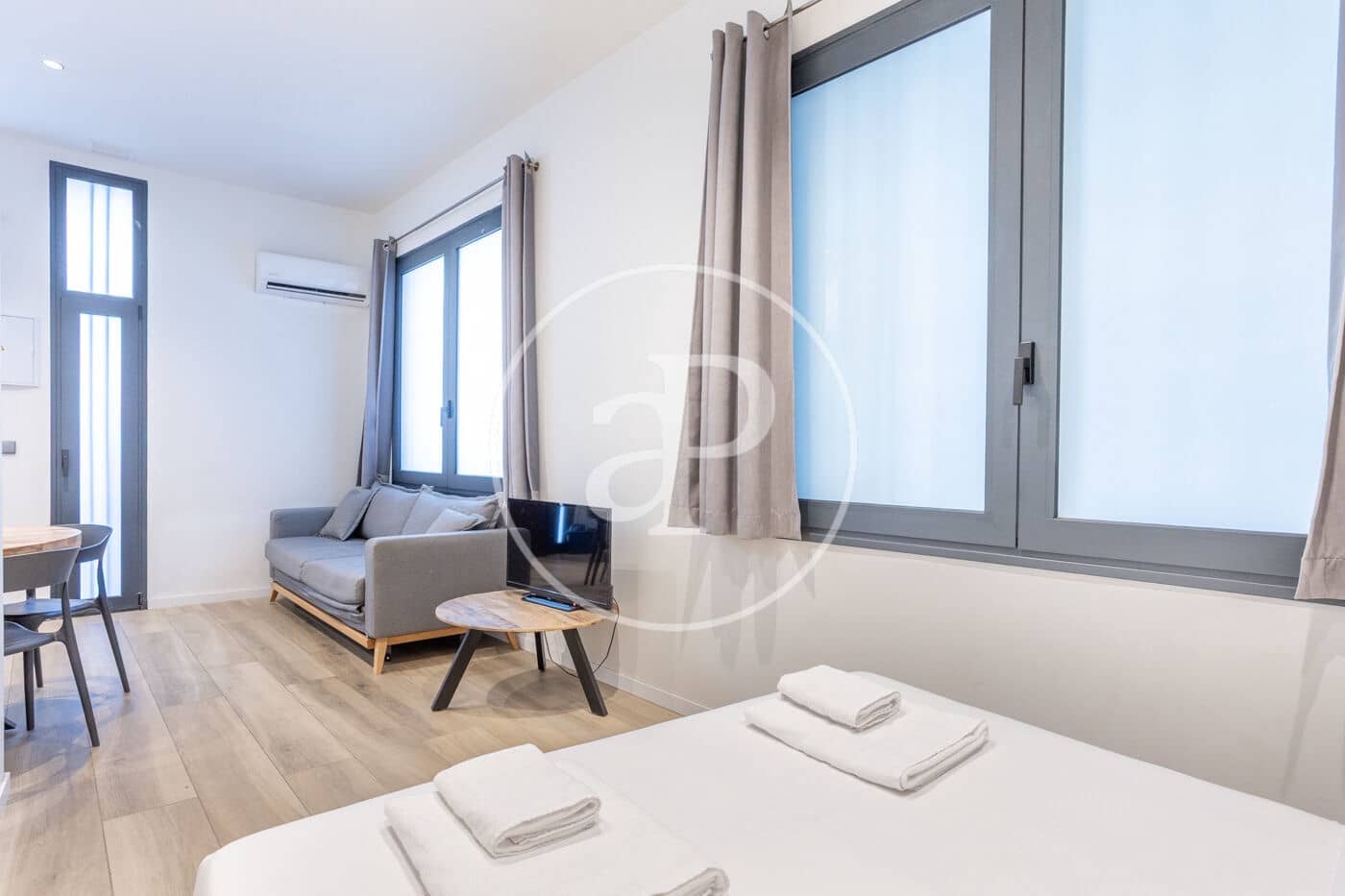 1 bedroom Apartment for sale in Valencia city - € 300,000 (Ref: 9738646)