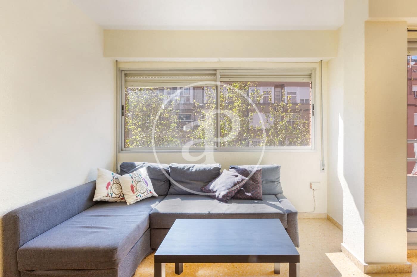 Apartamento de 4 habitaciones en València ciudad en venta - 380.000 € (Ref: 9738648)