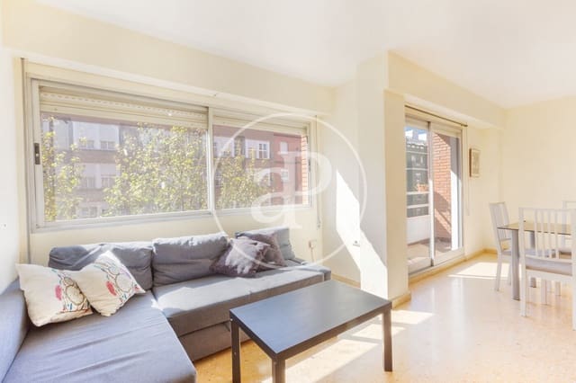 Apartamento de 4 habitaciones en Trinitat, València ciudad en venta - 380.000 € (Ref: 9738648)