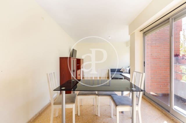 Apartamento de 4 habitaciones en Trinitat, València ciudad en venta - 380.000 € (Ref: 9738648)