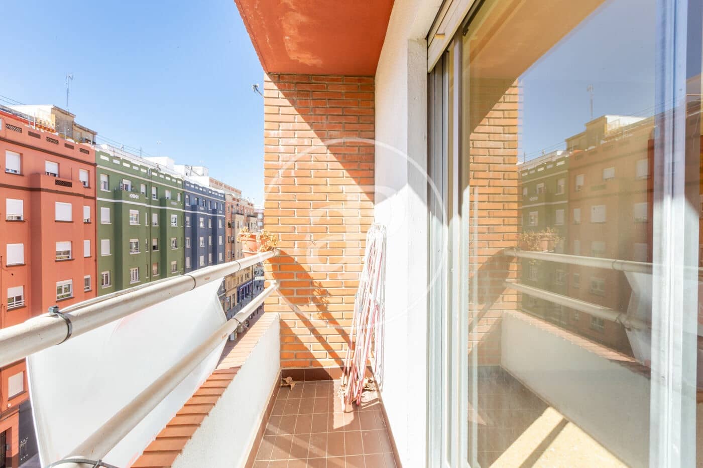 Apartamento de 4 habitaciones en València ciudad en venta - 380.000 € (Ref: 9738648)