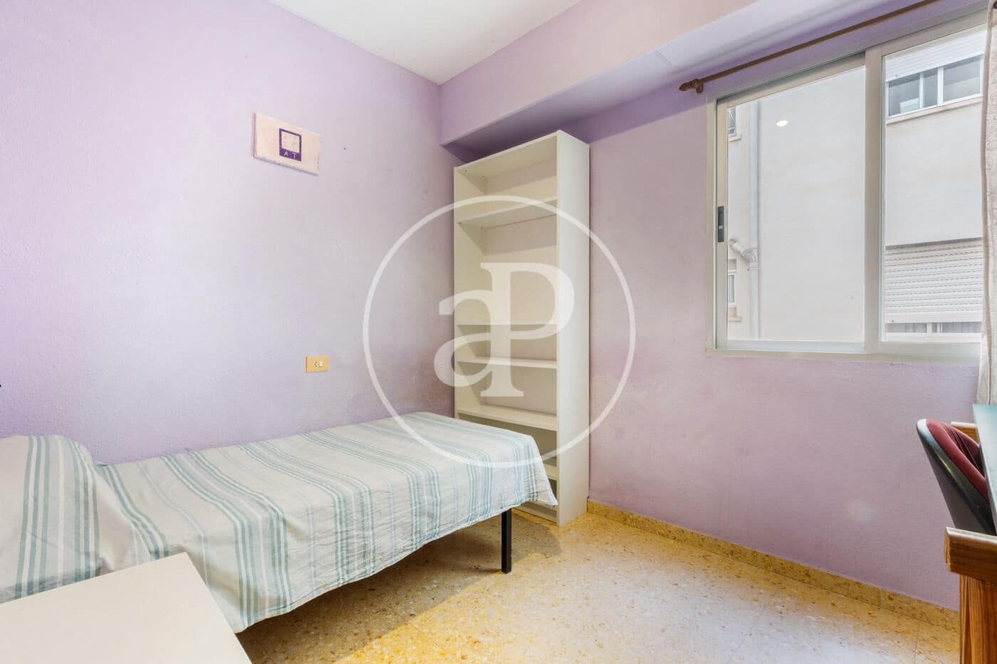 Apartamento de 4 habitaciones en València ciudad en venta - 380.000 € (Ref: 9738648)