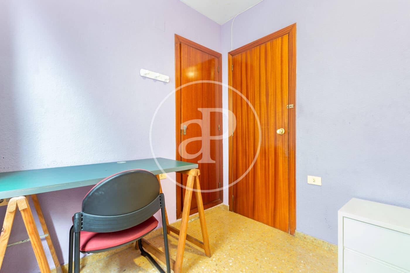 Apartamento de 4 habitaciones en València ciudad en venta - 380.000 € (Ref: 9738648)