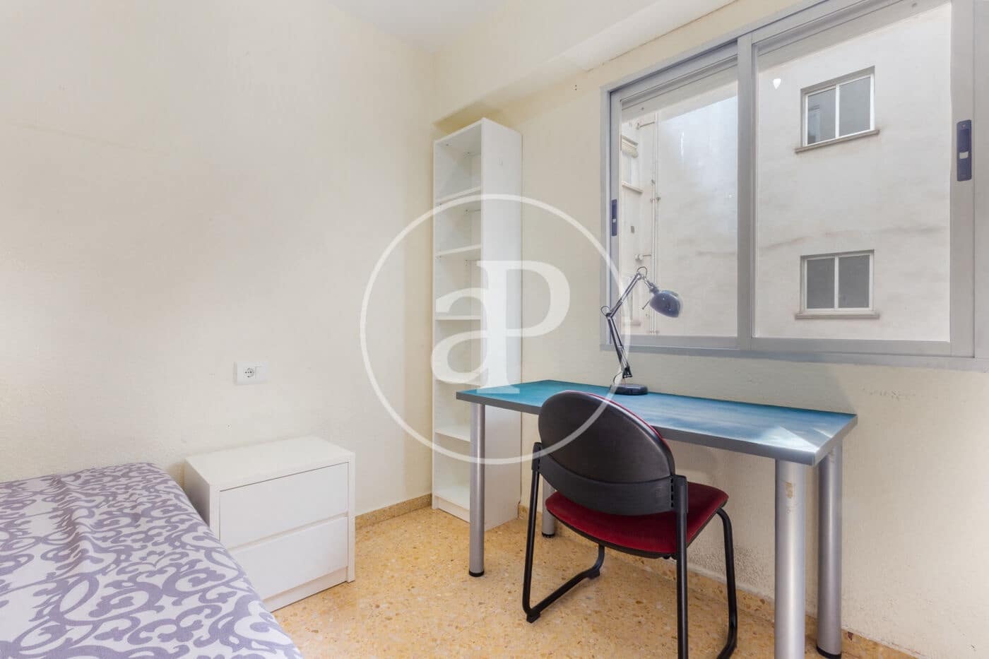 Apartamento de 4 habitaciones en València ciudad en venta - 380.000 € (Ref: 9738648)