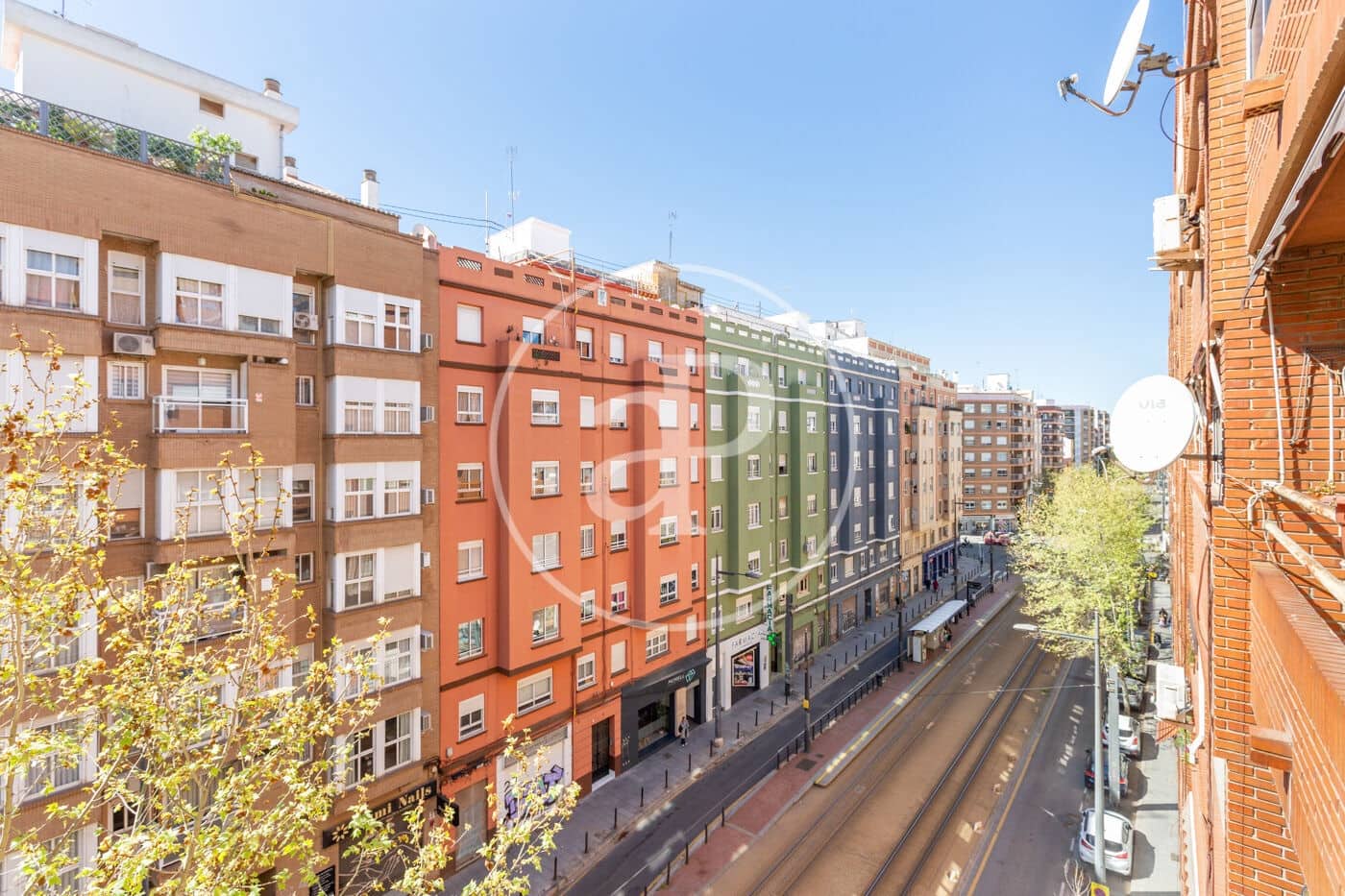 Apartamento de 4 habitaciones en València ciudad en venta - 380.000 € (Ref: 9738648)