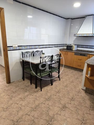 3 bedroom Villa for rent in Manises - € 1,300 (Ref: 9741825)