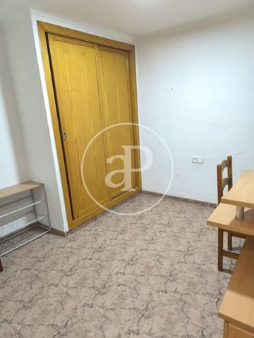 3 bedroom Villa for rent in Manises - € 1,300 (Ref: 9741825)