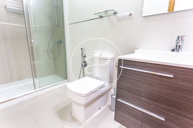 1 makuuhuone Kattohuoneisto vuokrattavana paikassa Sant Francesc, Valencia kaupunki - 1 300 € (Ref: 9741826)