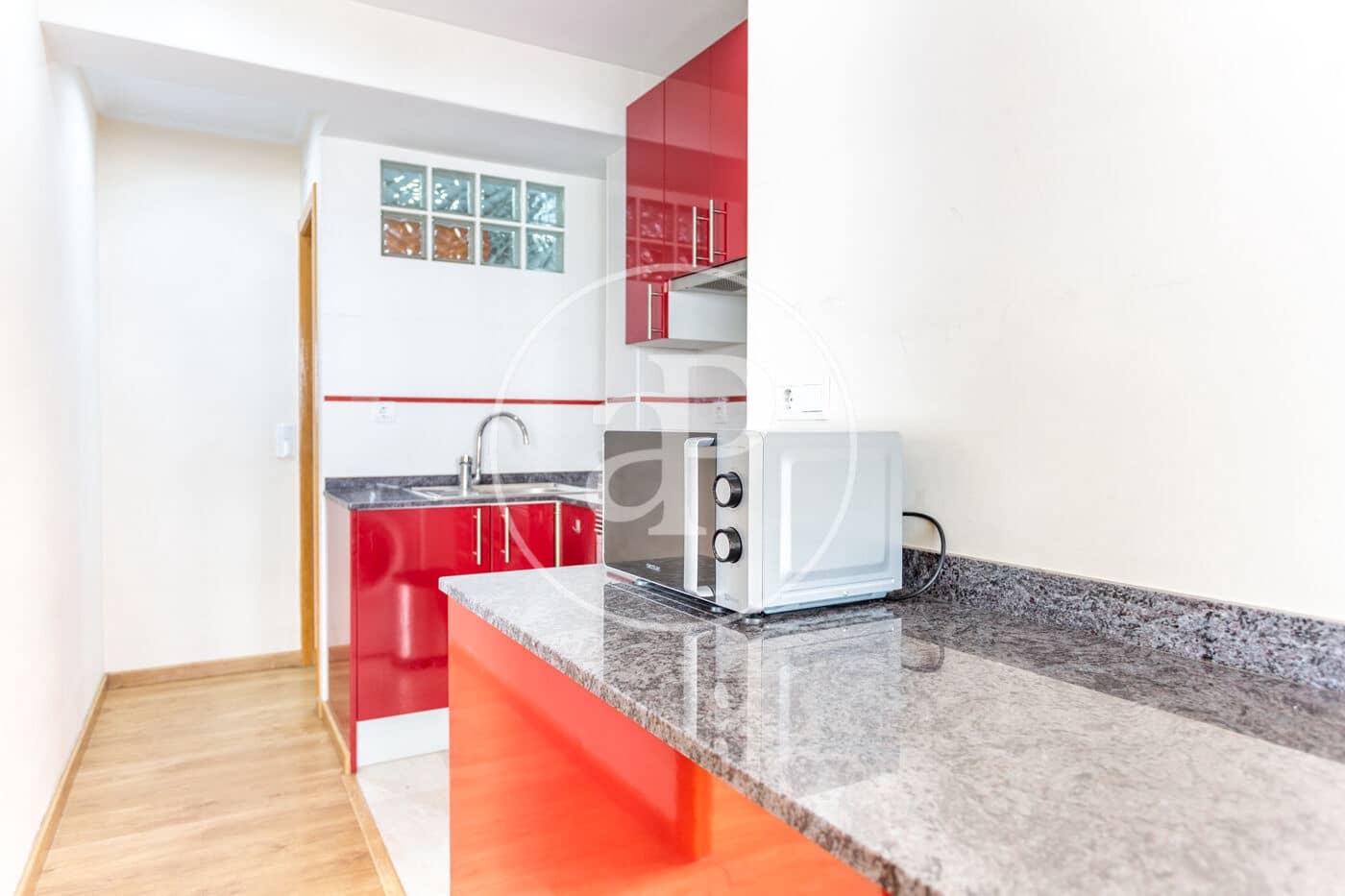 Ático de 1 habitación en València ciudad en alquiler - 1.300 € (Ref: 9741826)