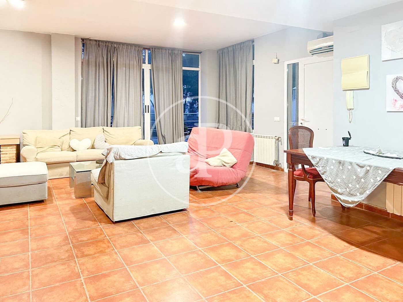 3 soverom Villa til salgs i Chiva med svømmebasseng - € 280 000 (Ref: 9741827)