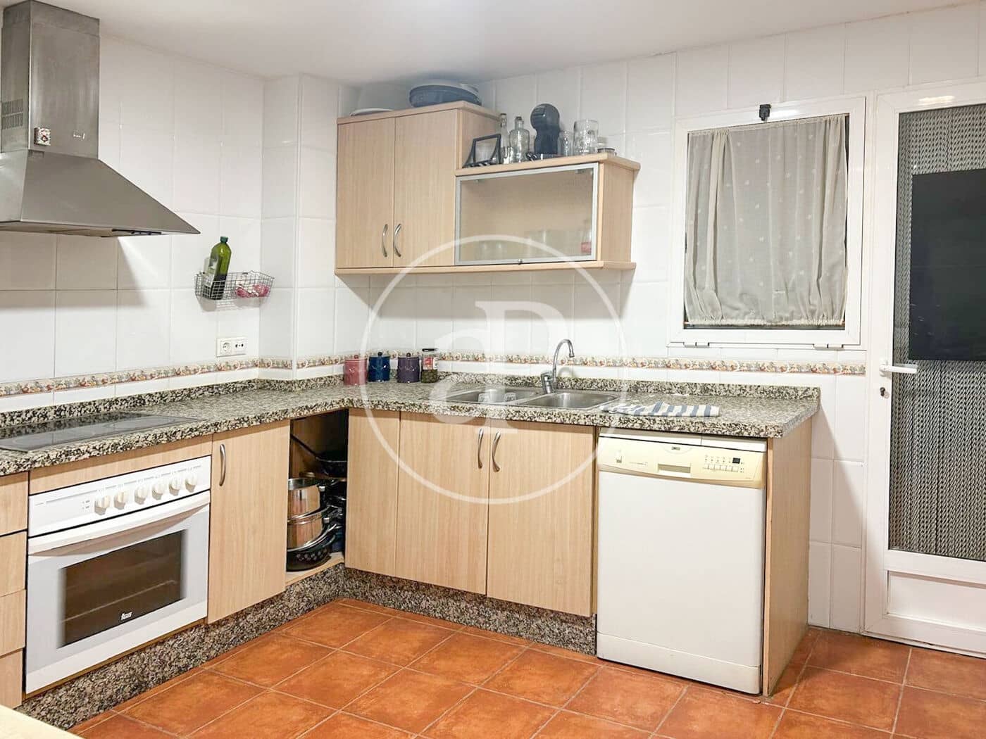 3 soverom Villa til salgs i Chiva med svømmebasseng - € 280 000 (Ref: 9741827)