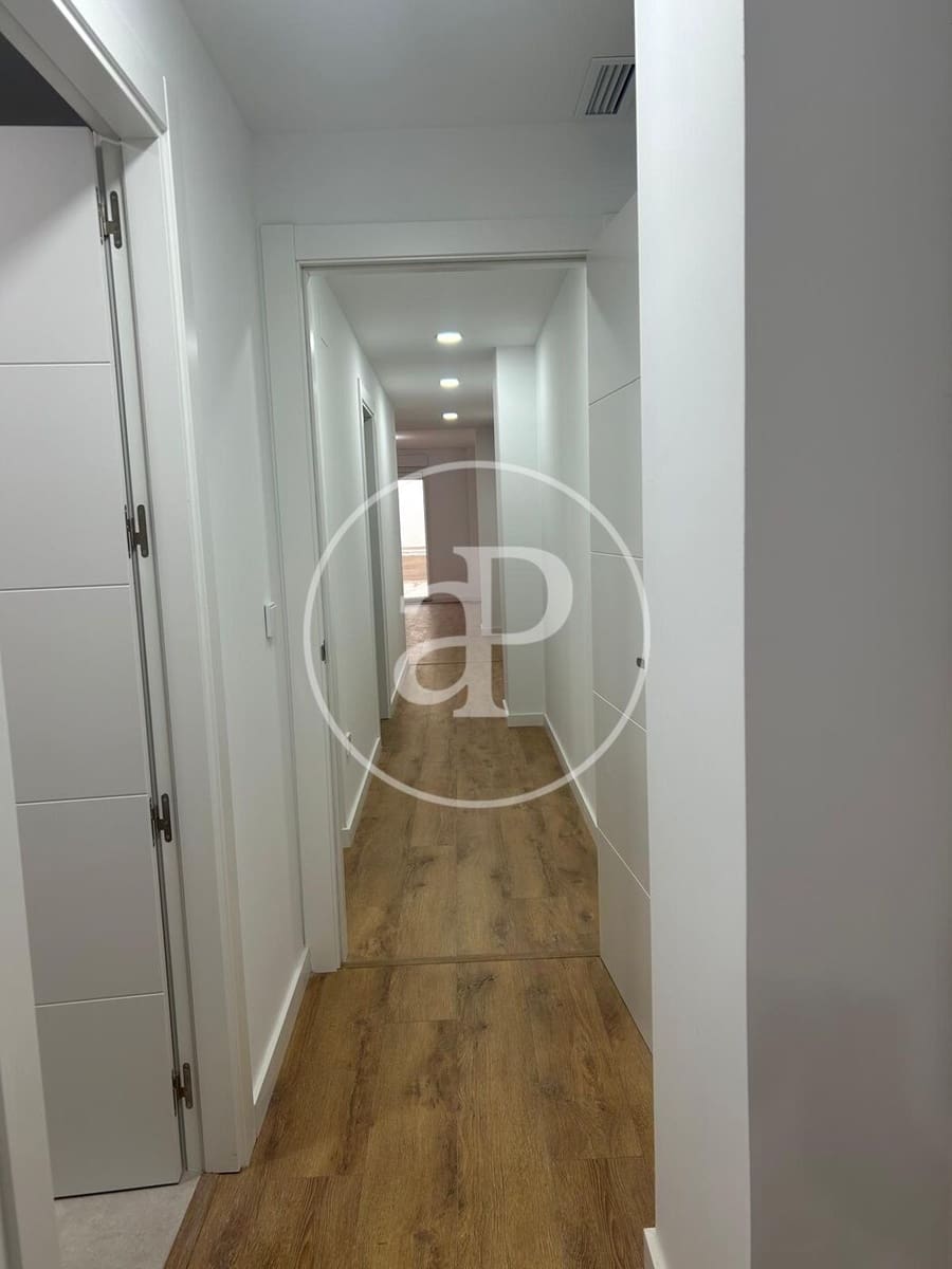 3 soverom Leilighet til leie i L'Eliana med svømmebasseng - € 2 300 (Ref: 9741829)