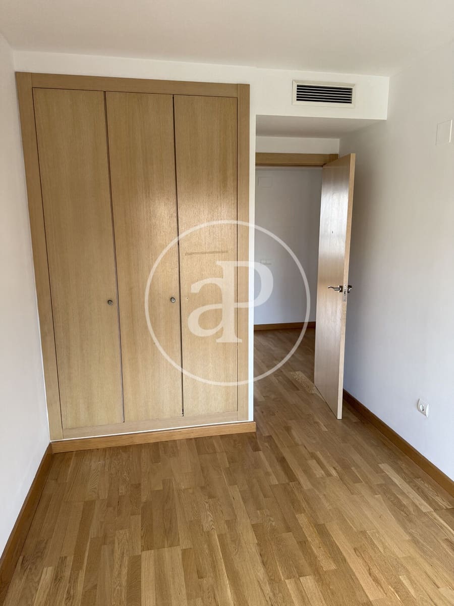 3 slaapkamer Appartement te koop in Valencia stad met zwembad - € 630.000 (Ref: 9741830)