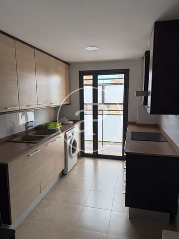 3 slaapkamer Appartement te koop in Ciutat de les Arts i de les Ciencies, Valencia stad met zwembad - € 630.000 (Ref: 9741830)