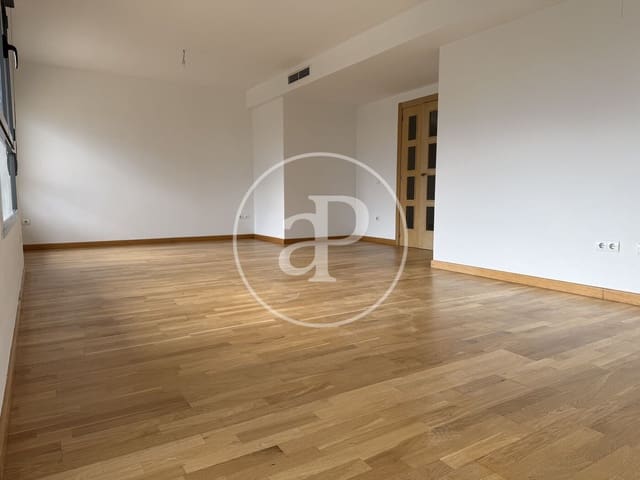 3 slaapkamer Appartement te koop in Ciutat de les Arts i de les Ciencies, Valencia stad met zwembad - € 630.000 (Ref: 9741830)