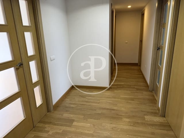 3 slaapkamer Appartement te koop in Ciutat de les Arts i de les Ciencies, Valencia stad met zwembad - € 630.000 (Ref: 9741830)