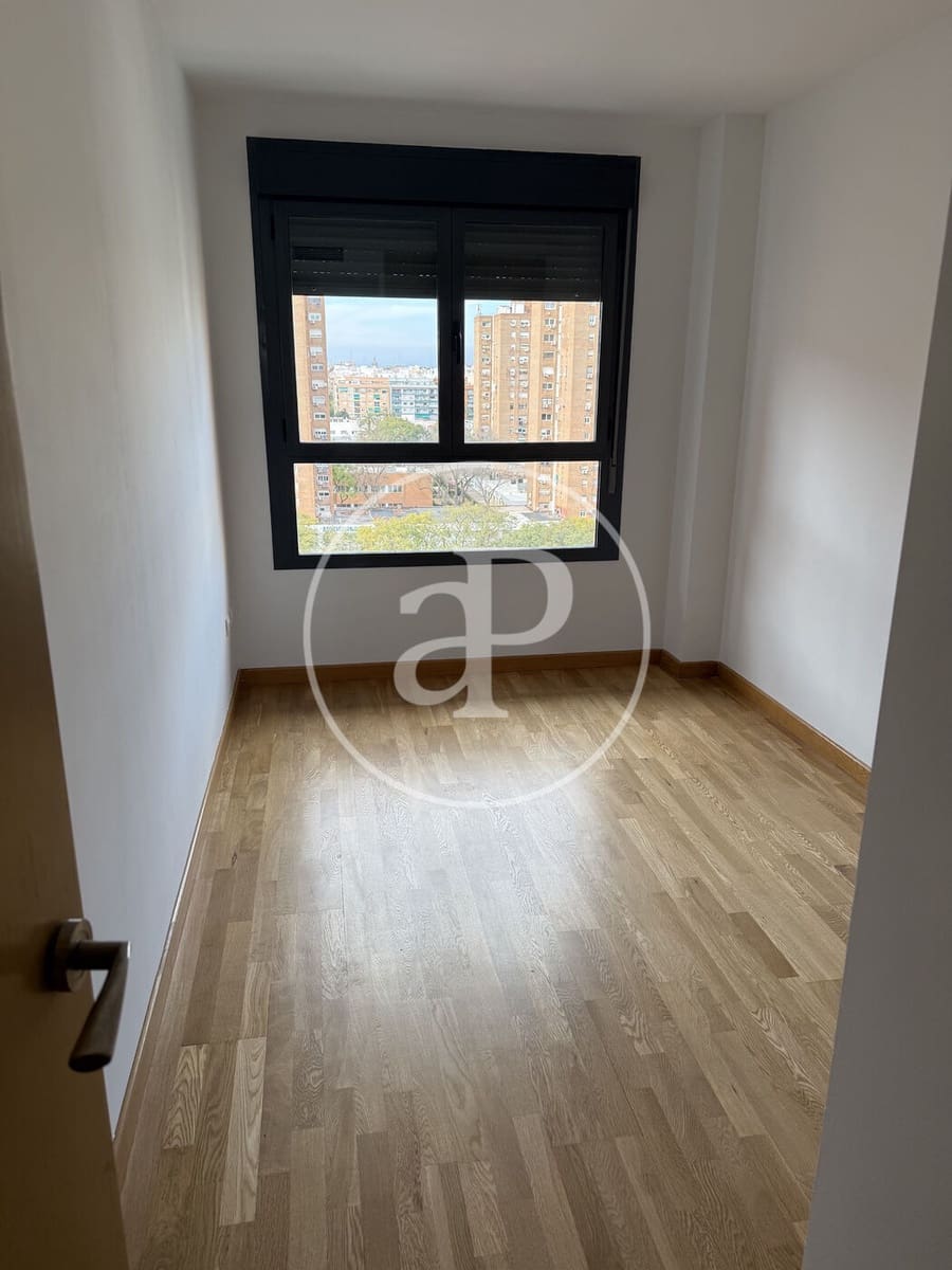 3 slaapkamer Appartement te koop in Valencia stad met zwembad - € 630.000 (Ref: 9741830)