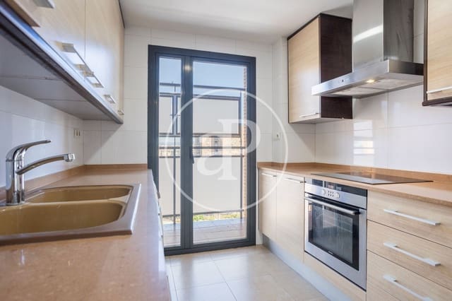3 slaapkamer Appartement te koop in Ciutat de les Arts i de les Ciencies, Valencia stad met zwembad - € 630.000 (Ref: 9741830)