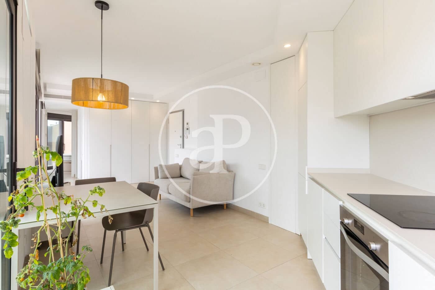 1 bedroom Penthouse for rent in Valencia city - € 2,500 (Ref: 9741831)