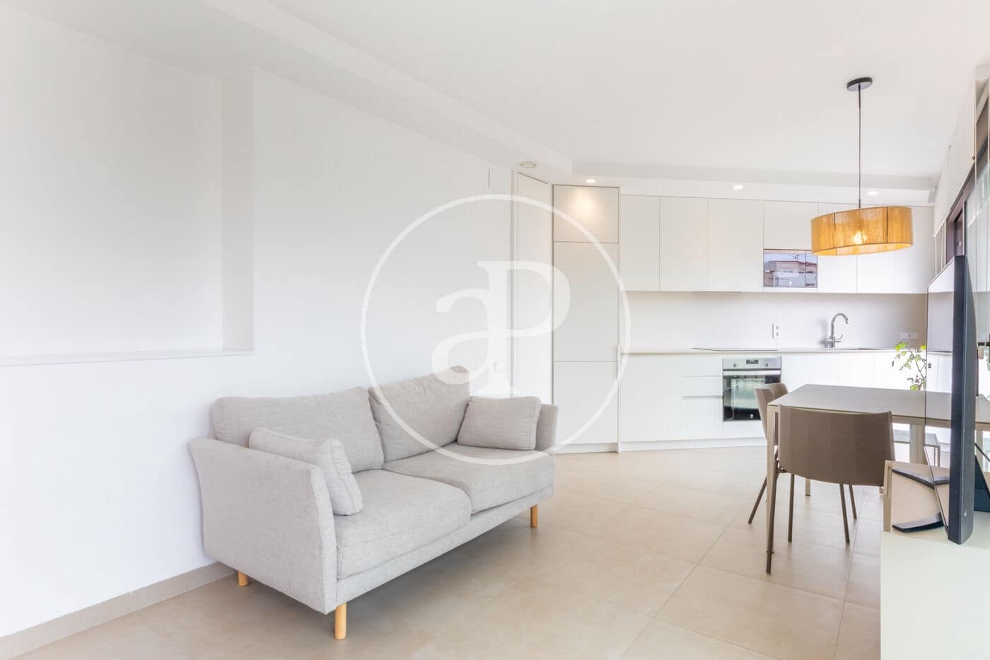 1 bedroom Penthouse for rent in Valencia city - € 2,500 (Ref: 9741831)