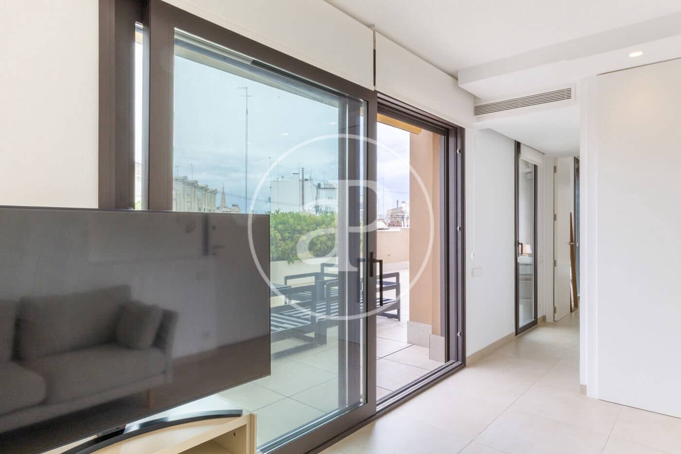 1 bedroom Penthouse for rent in Valencia city - € 2,500 (Ref: 9741831)