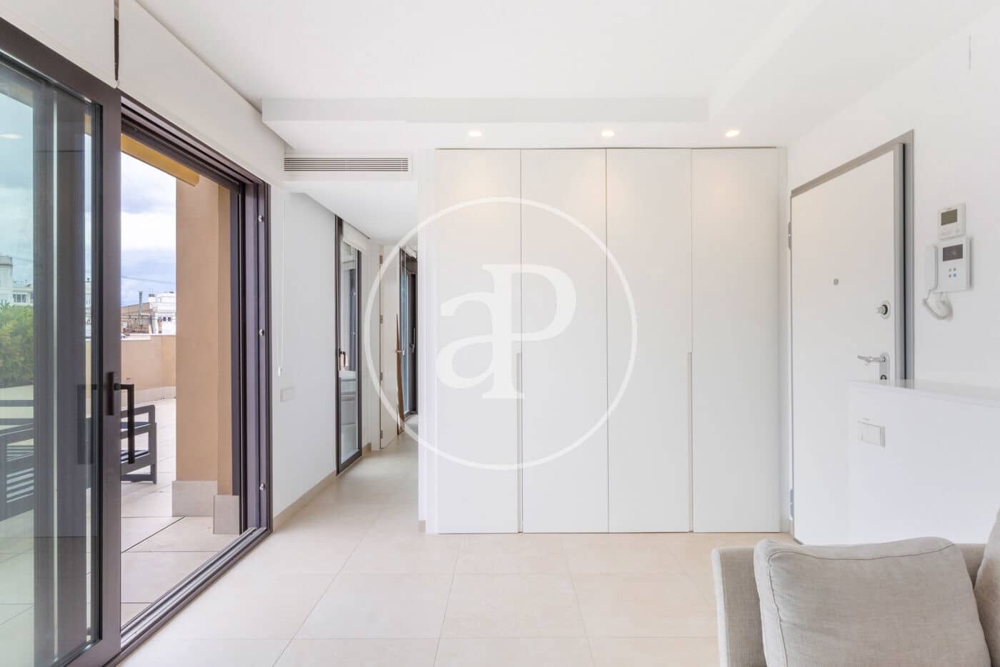 1 bedroom Penthouse for rent in Valencia city - € 2,500 (Ref: 9741831)
