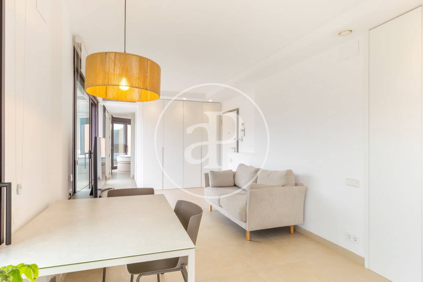 1 bedroom Penthouse for rent in Valencia city - € 2,500 (Ref: 9741831)