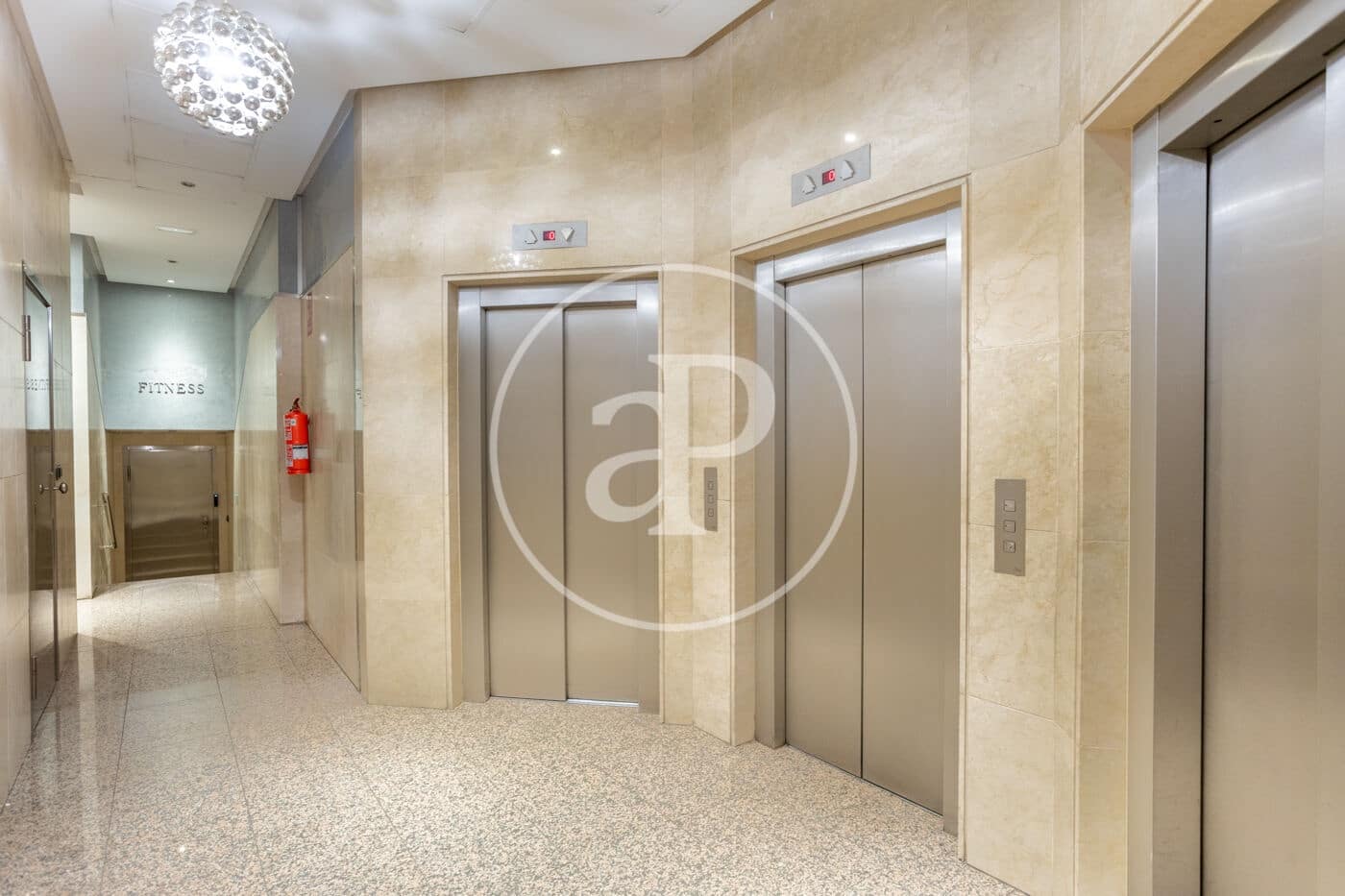 Appartement de 4 chambres à louer à Valence ville avec piscine garage - 2 500 € (Ref: 9741833)
