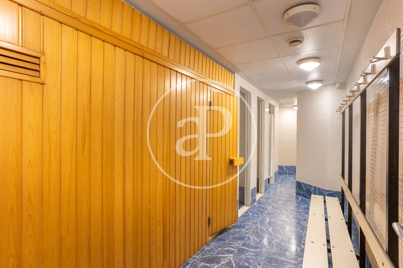 Appartement de 4 chambres à louer à Valence ville avec piscine garage - 2 500 € (Ref: 9741833)